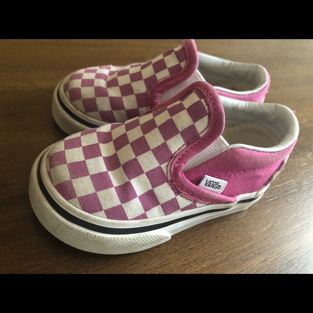 Toddler Pink checkered slip on vans